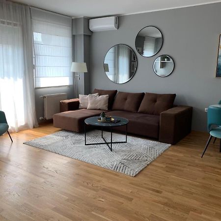 Gemini Apartment 3 - Modern Apartment With City View Novi Sad Exterior foto